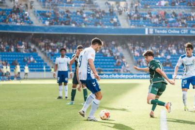 El CD Tenerife iguala en el Heliodoro Rodríguez López