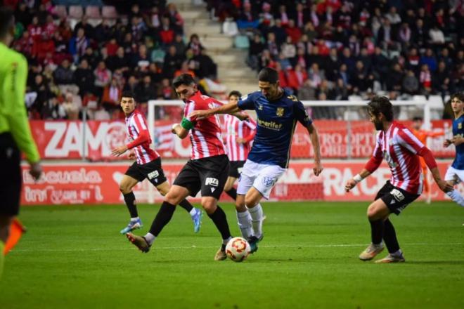 El CD Tenerife avanza a la tercera ronda de la Copa SM El Rey