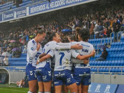 El Costa Adeje Tenerife Egatesa arrasa en casa y se impone 5-0 al Athletic Club