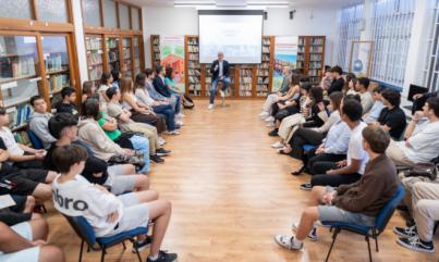 Clavijo insiste en actualizar el REF para evitar alejar a Canarias de las cotas de bienestar