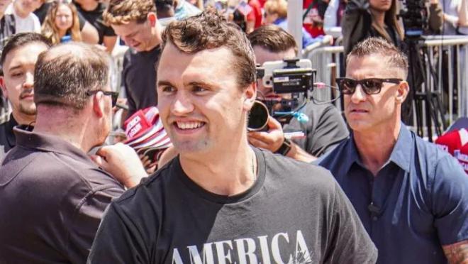 Charlie Kirk, activista conservador de Estados Unidos, asesinado a tiros en un acto universitario en Utah