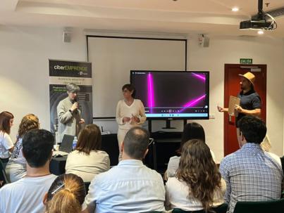 TeamWorkz y English for Us, bicampeones de CiberEmprende