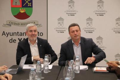 Diálogo Yaiza y Canarias