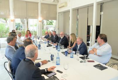 

La Administracio&#769;n no ha cumplido con 'Construyendo Futuro'

