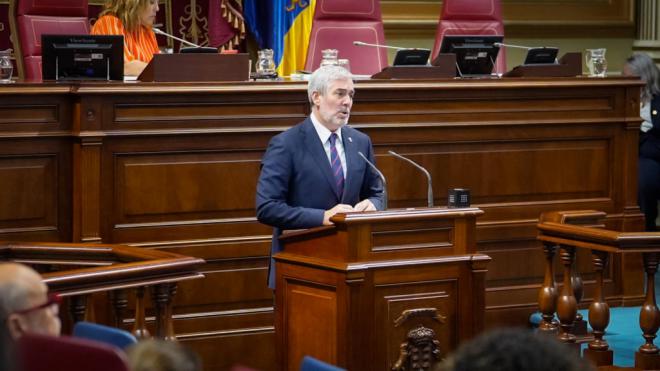 Clavijo exige unidad para proteger a menores migrantes