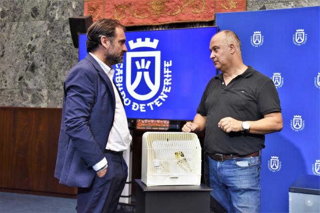 El Recinto Ferial acoge la XXX Exposición Ornitológica de Tenerife