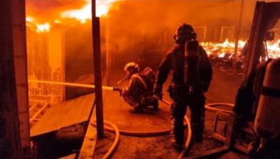 Dan por extinguido el incendio del Polígono Industrial del Valle de Güímar