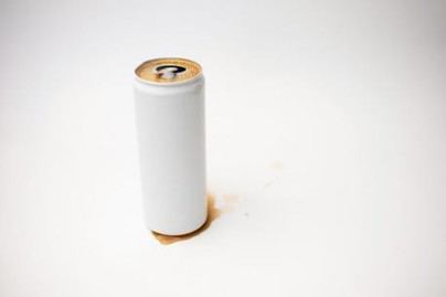 El gobierno limitará la venta de bebidas energéticas a menores de 16 años