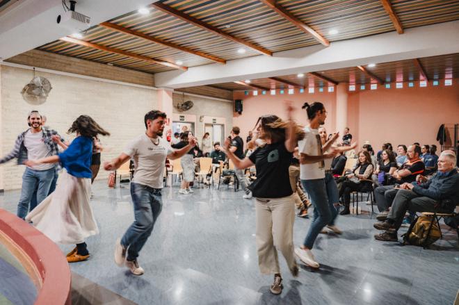 Contramapas viaja de Tenerife a La Gomera tras un emotivo evento comunitario en La Laguna