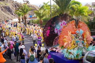 Espectacular Coso Apoteósico en el Carnaval de Los Gigantes