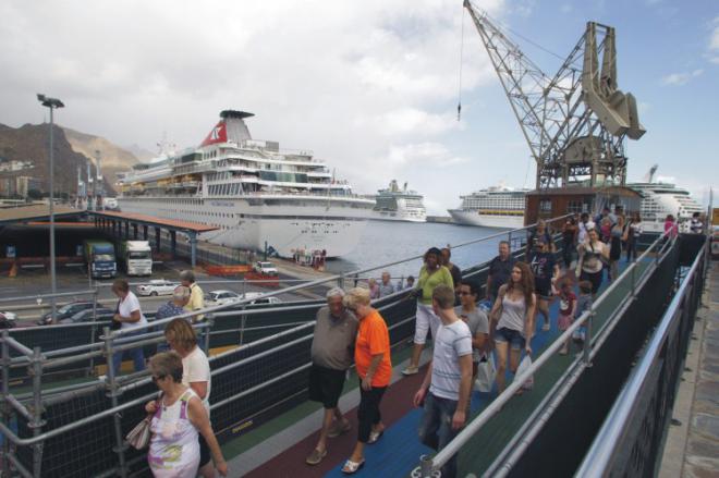 Santa Cruz pierde potencial en cruceros con un descenso de 85.000 cruceristas desde 2015