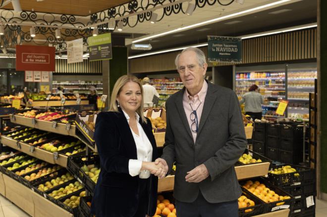 HiperDino recauda 62.392 kg de alimentos en la Gran Recogida del Banco de Alimentos