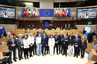 Darias promueve una Europa más justa y un plan de vivienda