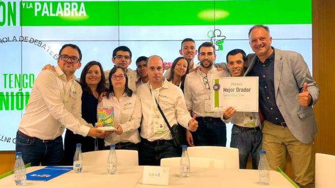Down Ourense gana la liga de debate entre jóvenes con discapacidad intelectual