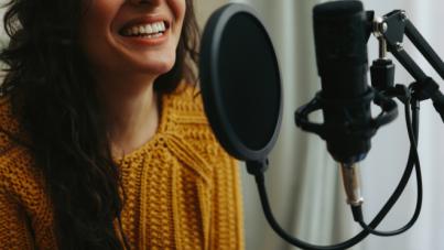 Día Internacional del Doblaje: Un homenaje a las voces que dan vida a los personajes