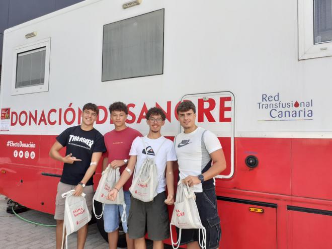 El SCS recorre las islas para promocionar la donación de sangre