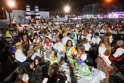 Puerto de la Cruz celebra su tradicional Cena Canaria y Baile de Magos