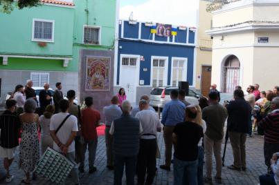 Inauguran azulejo en honor a la Virgen del Carmen