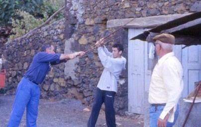 El juego del palo estilo Quintero, clave en la identidad cultural