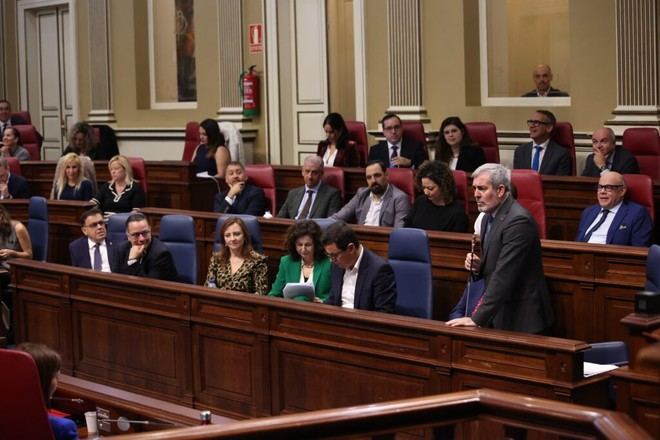 Canarias aprueba su presupuesto para 2025 con amplio apoyo parlamentario