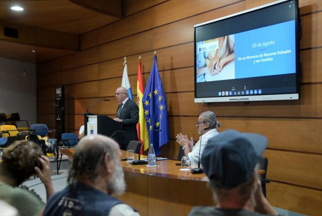 Canarias conmemora el Día en Memoria de los menores robados