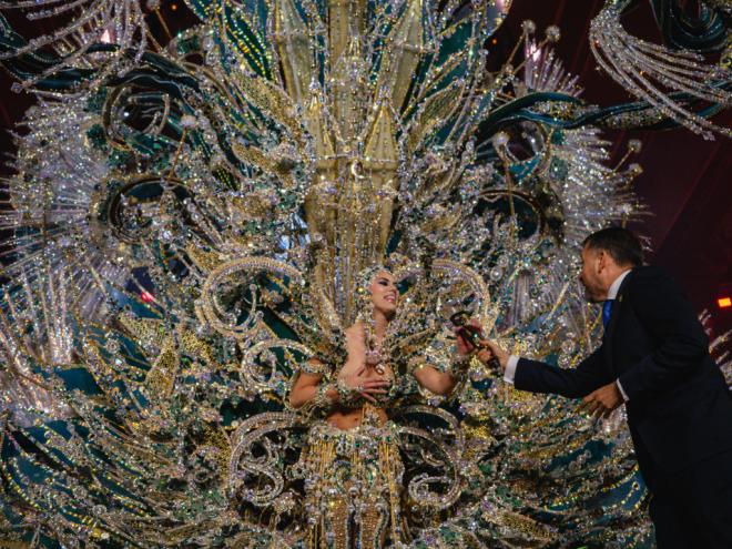 Elizabeth Ledesma Laker, Reina del Carnaval de Santa Cruz de Tenerife
