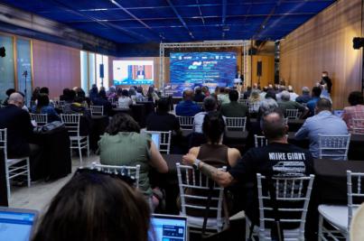 Expertos discuten sostenibilidad y gastronomía marina