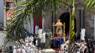 Santa Cruz de La Palma abraza a la Virgen de Las Nieves diez años después