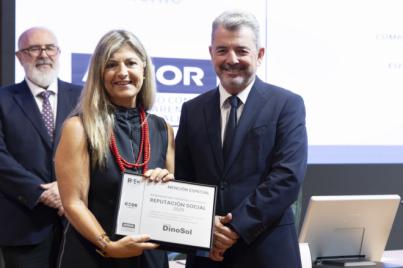 Grupo DinoSol, reconocida por CEOE Tenerife como la empresa más comprometida de Canarias