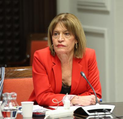 "La ley de la vivienda vacacional impuesta por Clavijo entrega Canarias a los intereses turísticos"