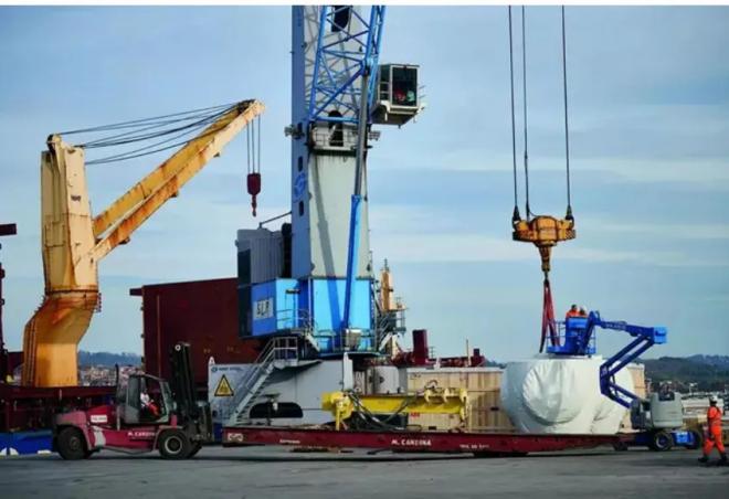 El Gobierno convoca a las comunidades para analizar la guerra comercial
