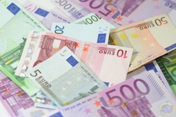 El poder adquisitivo de los canarios se reduce 137 euros desde 2016
