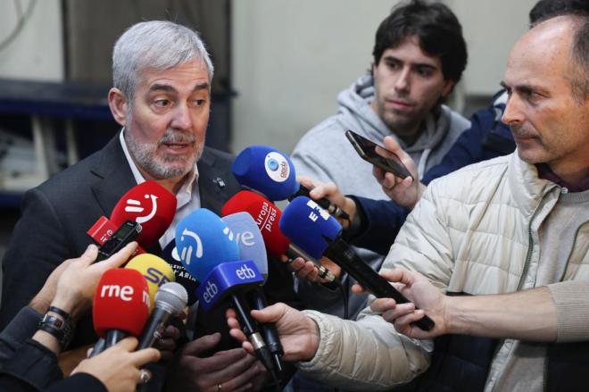 Clavijo defiende en Euskadi “la política útil y la cooperación entre territorios”