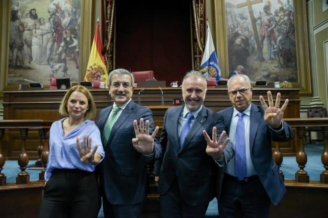 Torres sostiene que Canarias está “más fuerte” que hace cuatro años tras la aprobación del Presupuesto