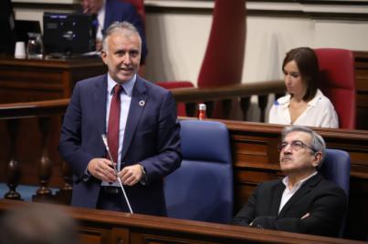 Ángel Víctor Torres se apoya en los “buenos” datos de empleo para ahondar en la fortaleza de la economía canaria pese a la coyuntura internacional