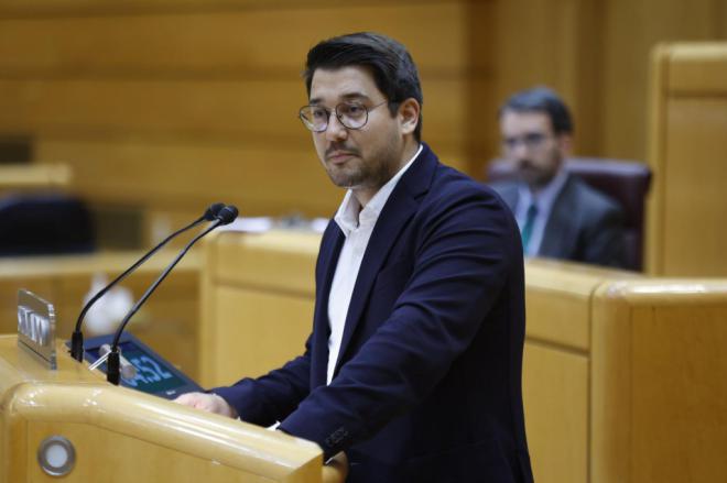 ASG exige gestión canaria en aeropuertos