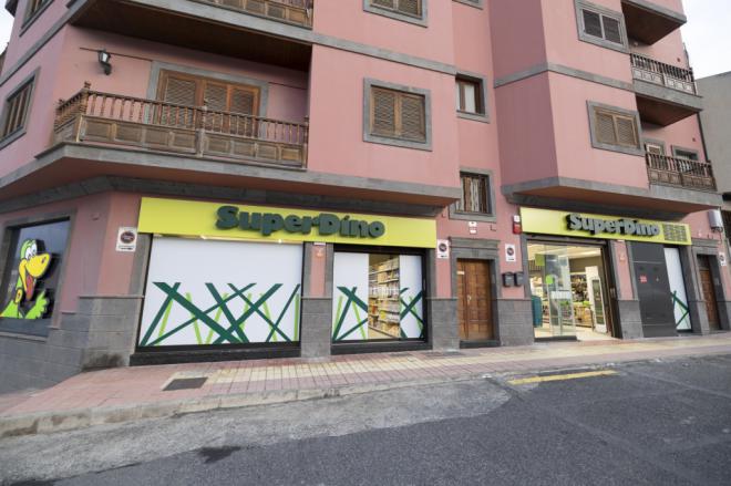 HiperDino inaugura una nueva tienda SuperDino en Santa María de Guía