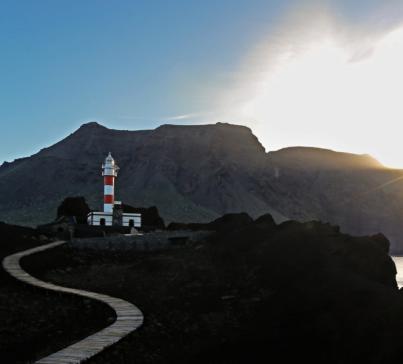 Regulan el acceso al Faro de Teno durante las obras de mejora