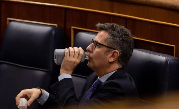 El Supremo descarta investigar al ministro Bolaños por el 'caso Begoña Gómez'