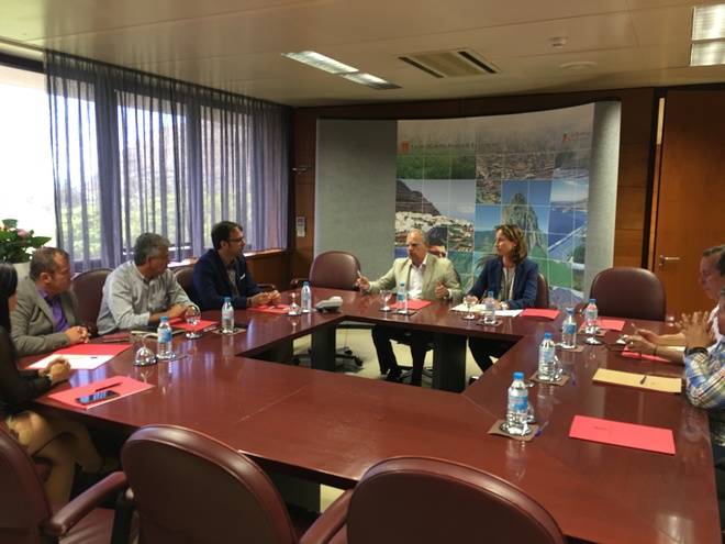 Los Ayuntamientos de La Gomera firman un convenio con la Agencia Tributaria Canaria