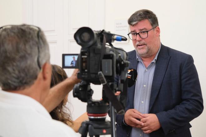 San Bartolomé exige voz en la gestión del aeropuerto César Manrique