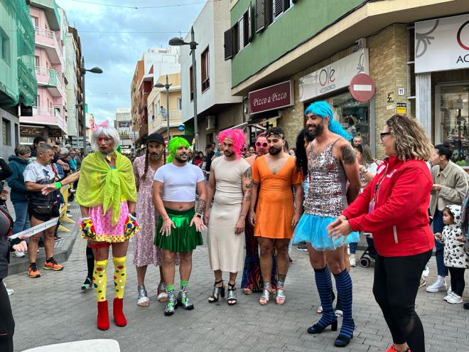 Daniel Sosa se corona ganador de la Carrera de Tacones del Carnaval de Telde