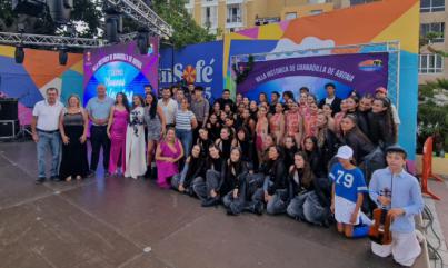 Aura Reyes y Rumba Family se proclamaron ganadores y granadas de oro en canción solista y grupos