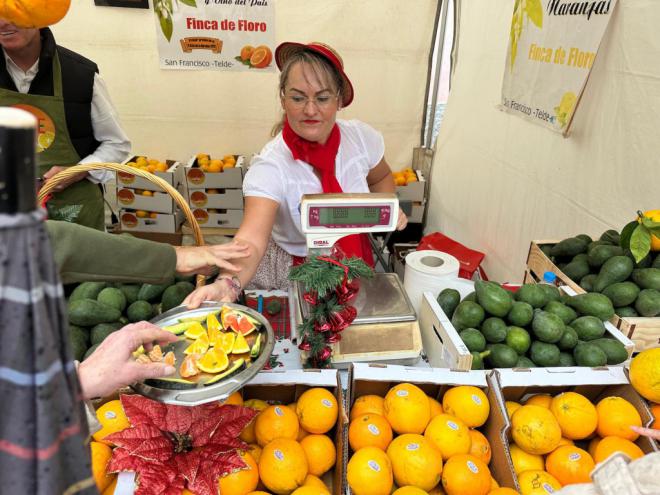La 14ª Feria de la Naranja ‘saca el jugo’