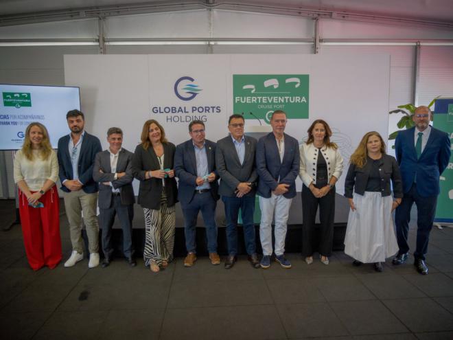 Inauguran la nueva terminal de cruceros de Puerto del Rosario