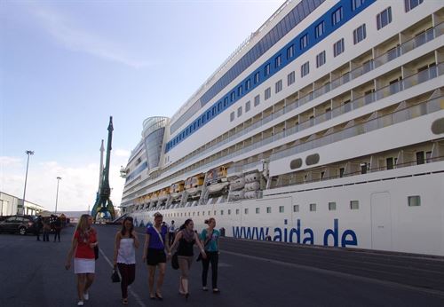TUI y Aida Cruises confirman que el Puerto de Las Palmas seguirá siendo puerto base