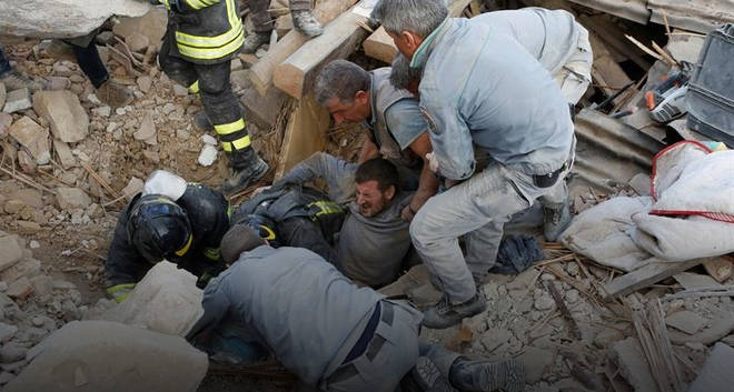 Un nuevo balance oficial eleva a 247 los muertos por el terremoto de Italia