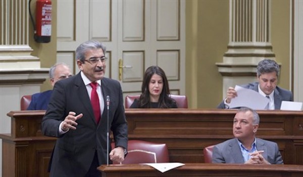 Rodríguez reclama que los 42 millones del PIEC 'lleguen a los parados' de Canarias