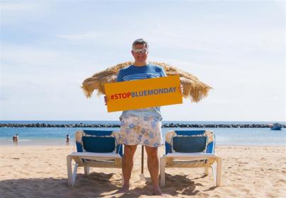 Canarias defiende al azul en el 'blue monday' y recuerda que es el color del mar y del buen tiempo