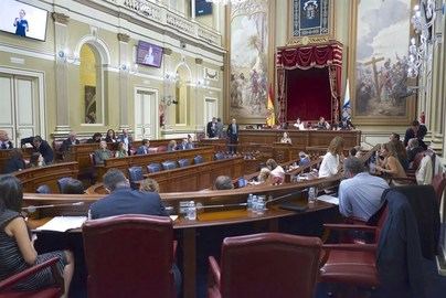 PSOE, PP, Podemos y NC acuerdan la reforma electoral
